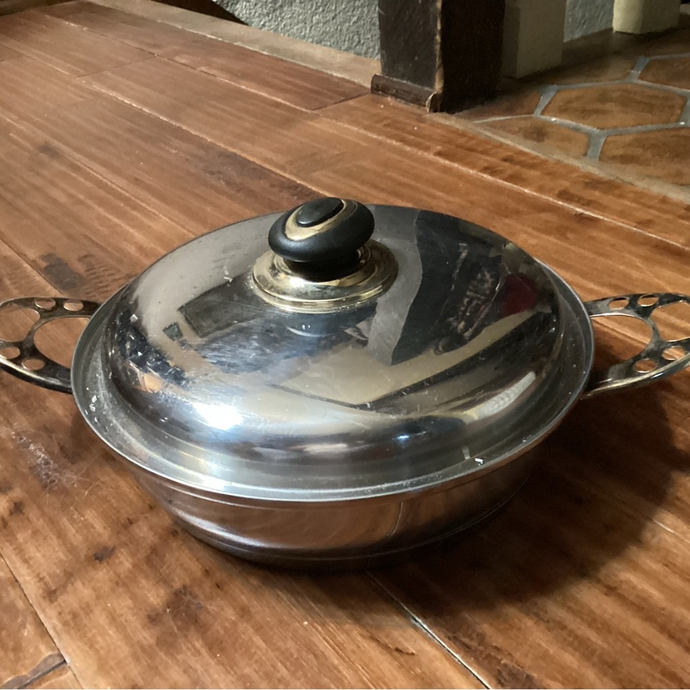 PIERRE CARDIN PARIS COVERED PAN